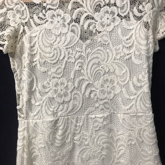 Dresses & Skirts - White dress